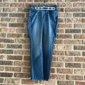 Levi Straight Leg jeans